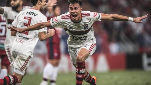 Flamengo e Real Madrid acertam acordo de R$ 136 milhões, e venda de Reinier depende apenas de espanhóis colocarem no papel