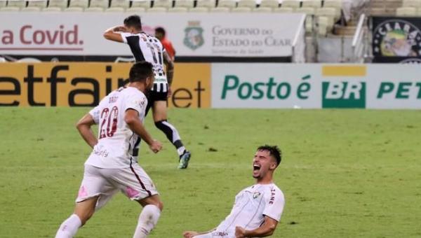 Fluminense vence o Ceará no Castelão após 16 anos de jejum, e se aproxima do G4 do Brasileirão