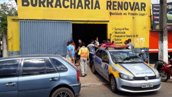Funcionário de borracharia é executado a tiros enquanto trabalhava no centro de Araguaína