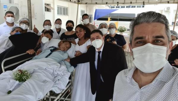 GESTO DE AMOR: Paciente com câncer faz pedido surpresa e se casa em hospital de Araguaína