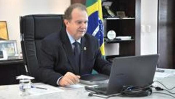Governador reúne prefeitos do Tocantins para debater aumento de leitos de UTI