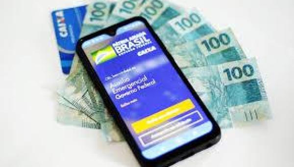 Governo confirma prorrogação por dois meses do auxílio emergencial