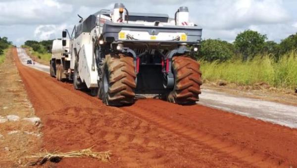Governo inicia reconstrução da TO-040, principal rodovia que liga Tocantins à Bahia