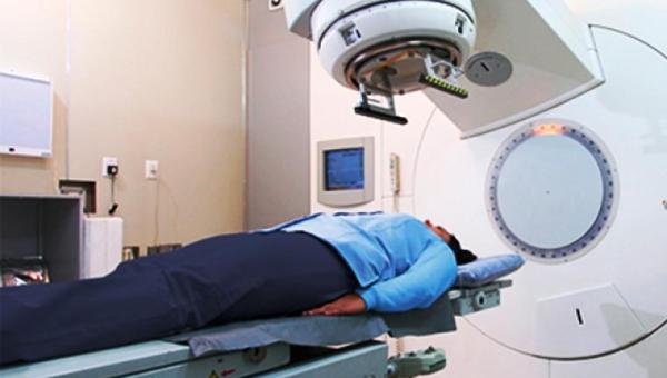 Governo não paga clínica de radioterapia há 9 meses e prejudica pacientes com câncer