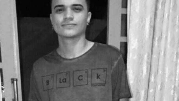 Jovem de 19 anos morre em trágico acidente com moto em Araguaina