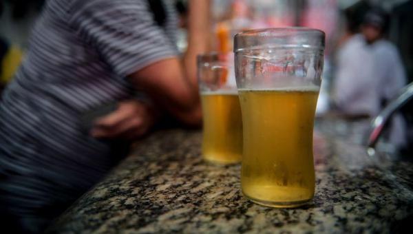 Levantamento alerta para consumo de álcool no país