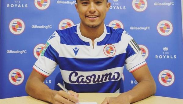 Meia-atacante tocantinense de 20 anos assina contrato com time da Inglaterra para temporada