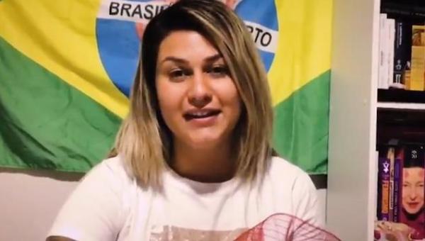 “Não me arrependo”, diz Sara Winter ao sair da prisão