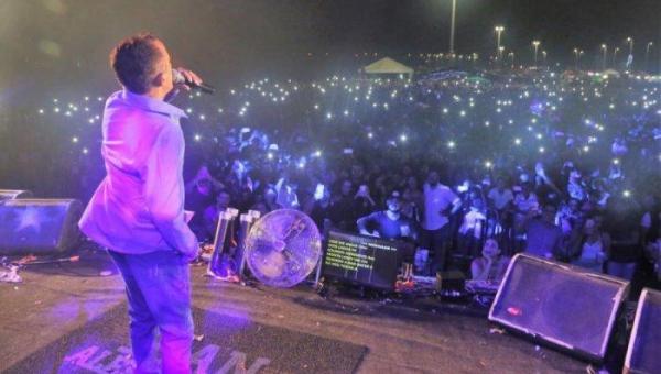 Noite de shows do aniversário de 61 anos de Araguaína atrai mais de 25 mil pessoas