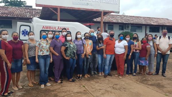 Nova Ambulância é entregue na terceira semana de mandato de Prefeito Ronaildo Bandeira em Riachinho