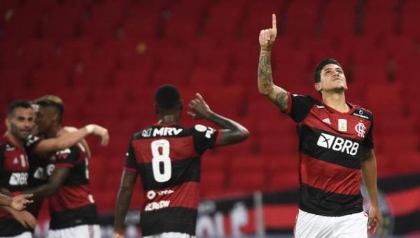 Pedro brilha ao marcar duas vezes, e Flamengo vence Sport no Maracanã