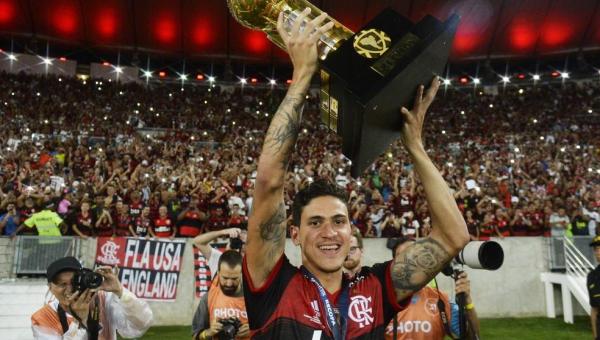 Pedro tenta se adaptar ao estilo de Jorge Jesus e afirma: 