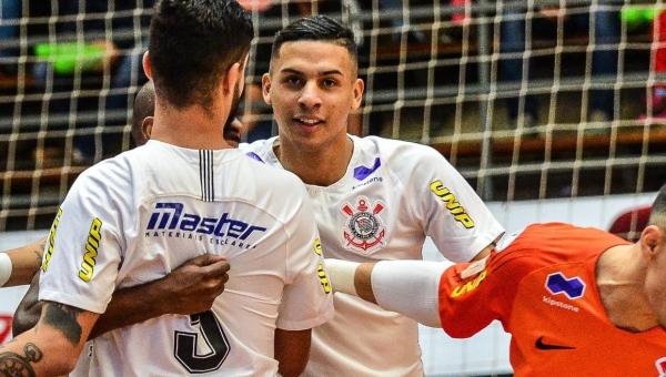 Pivô do Corinthians e da seleção brasileira, Douglas Nunes é assassinado em Erechim