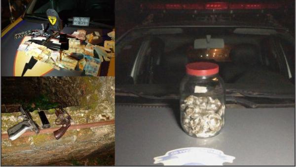Polícia Militar captura cinco por tráfico de drogas, dois comparsas efetuaram disparos de arma de fogo contra os policiais e morreram na troca de Tiros
