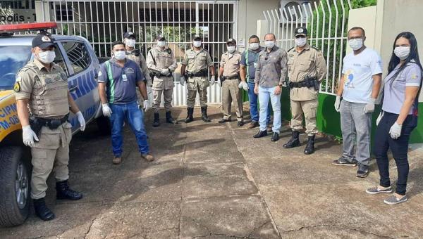 Polícia Militar, em apoio às Secretarias de Saúde e Vigilância Sanitária no combate à disseminação do Covid-19