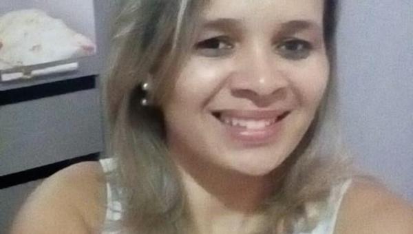  POLÍTICA: Aldenira do Caldo confirma sua pré-candidatura a vereador de Ananás pelo PTB