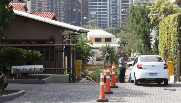 POLÍTICA: MP pode convocar porteiro de Bolsonaro para novo depoimento