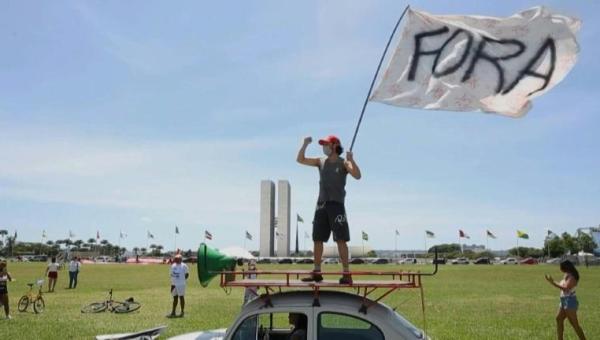 POLÍTICA: Protestos contra Bolsonaro são realizados em várias cidades pelo Brasil