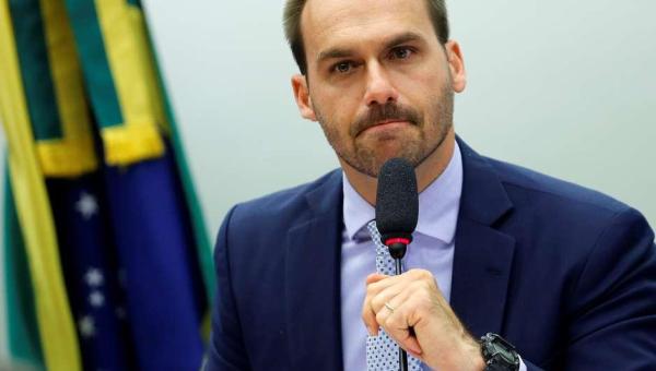 POLÍTICA: PSL registra pedido de expulsão de Eduardo Bolsonaro