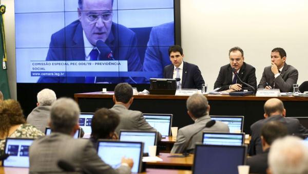 POLÍTICA: Reforma da Previdência: discussões seguem em meio a semana de São João