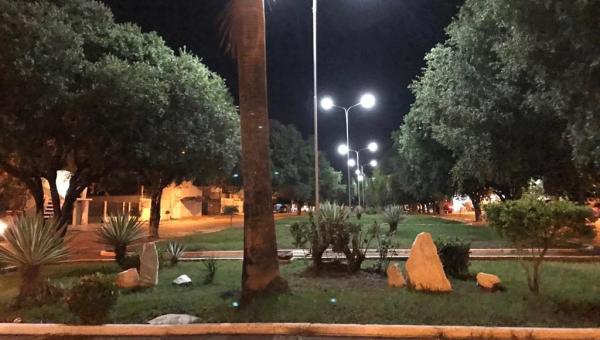 Prefeito de Colinas do Tocantins Dr. Kasarin sugere que Energisa e BRK não realize a interrupção no fornecimento energia elétrica e água no Município durante o prazo de 60 dias 