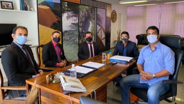Prefeito Jackson de Darcinópolis realiza jornada em Brasília para captação de recursos 
