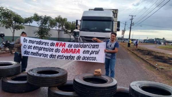 Protesto de empresários, trabalhadores e moradores bloqueia acesso ao Daiara em Araguaína