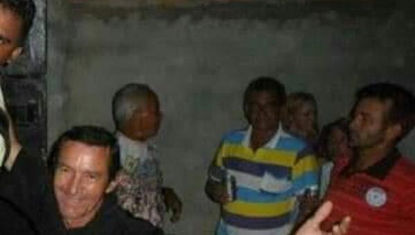 Radialista Jota Sales morre de infarto em Ananás, velório é realizado na Feira Coberta do Município