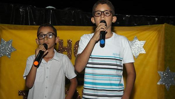 RIACHINHO: escola realiza show de talentos