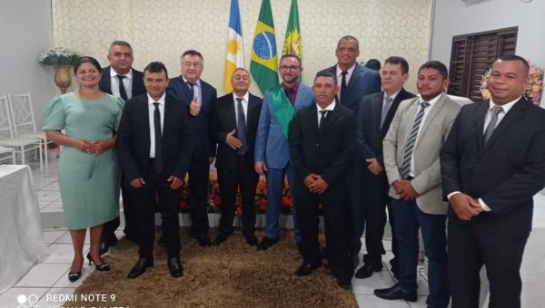 RIACHINHO: Prefeito, vice-prefeito e vereadores tomam posse para o mandado de 2021 a 2024