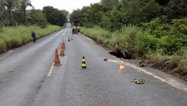 Rodovia entre Angico e Ananás passa por recuperação