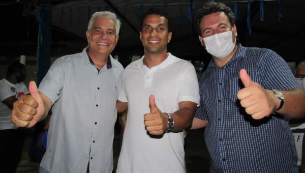 Senador Irajá, ao lado do Prefeito Eduardo Madruga, manifesta apoio à Djalma Júnior em Wanderlândia no norte do Tocantins