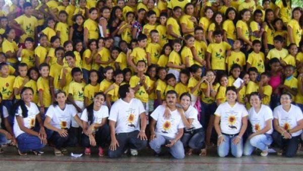 SOLIDARIEDADE: Órfão alemão funda projeto que ajuda centenas de crianças no Piauí