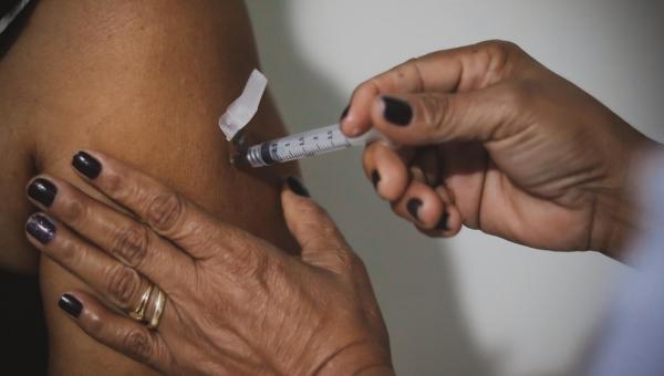 Tocantins chega apenas à 1% da população vacinada contra COVID-19