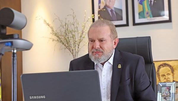 TOCANTINS: Governador Carlesse reúne Comitê de Crise para tratar sobre vacinação e volta às aulas