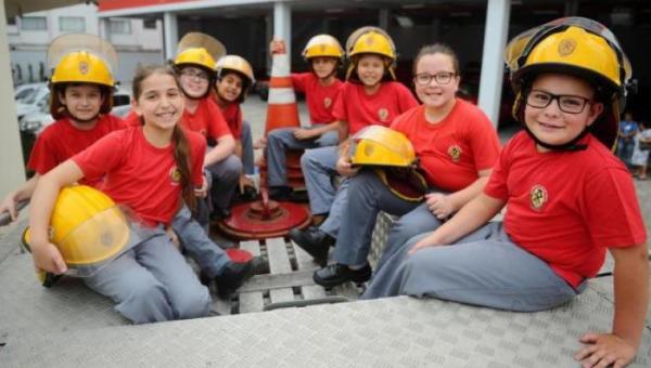 Tocantins terá programa Bombeiros Mirins e curso de primeiros socorros nas escolas