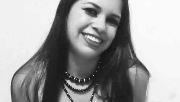  Mulher é assassinada na frente da família durante festa de aniversário; filha foi raptada pelo suspeito