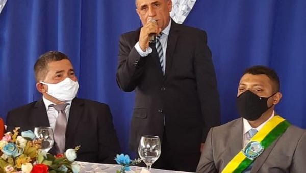 Vereador Edivaldo Gomes é eleito presidente da Câmara de Cachoeirinha por unanimidade