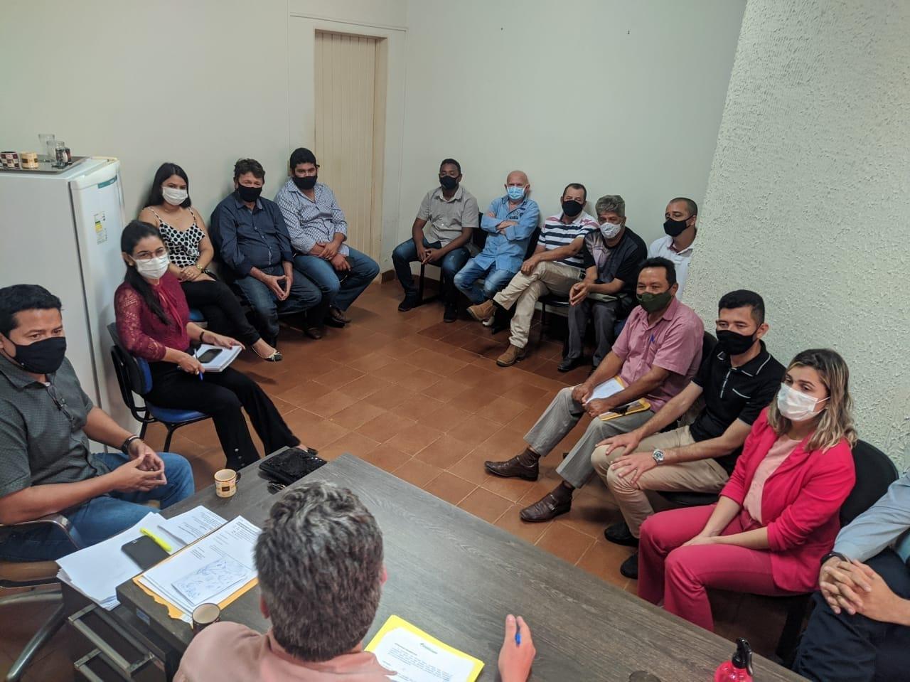 PREFEITO DJALMA JR REÚNE SECRETARIADO E FAZ BALANÇO DOS 100 DIAS DE GESTÃO
