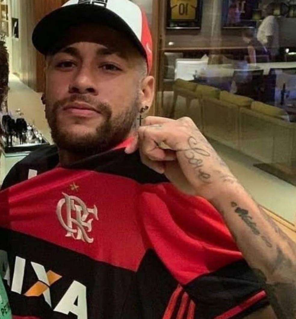 ESPORTE: Neymar deixa portas abertas para Santos e Flamengo, mas diz que não jogaria no São Paulo