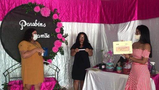 Mães recebem homenagens da Secretaria de Assistência Social em Ananás