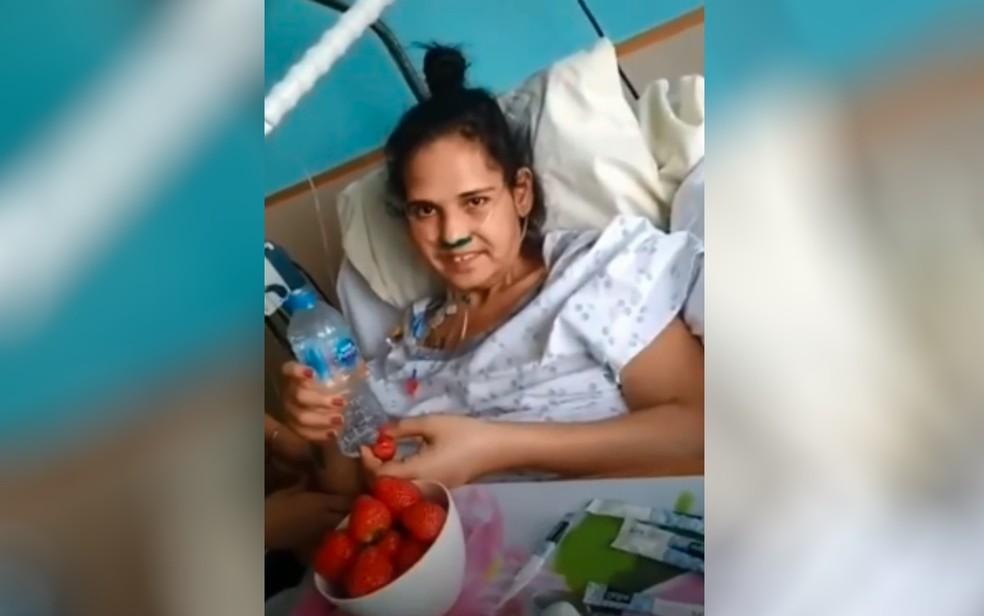 Goiana morre com câncer após ser mantida em cativeiro e sofrer série de abusos na Bélgica, diz famiíia Goiana morre com câncer após ser mantida em cativeiro e sofrer série de abusos na Bélgica, diz famiíia