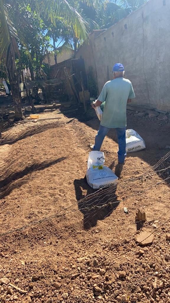 Secretaria de Assistência Social lança Projeto Horta Comunitária no Quintal em Arapoema