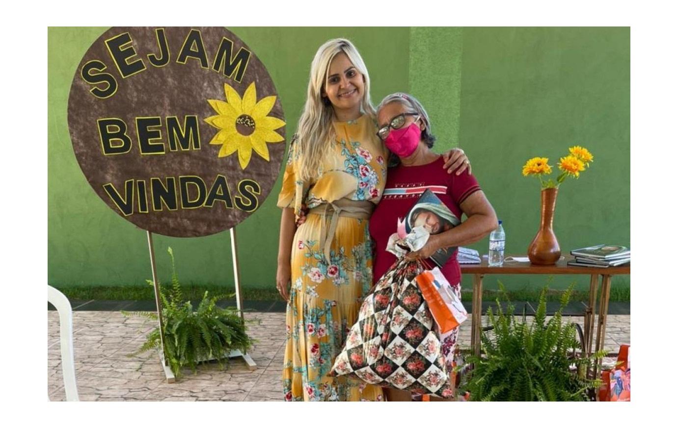 AÇÃO SOCIAL: Primeira Dama Denize Valéria trabalha resiliência com mulheres que perderam filhos e entes queridos em Darcinópolis