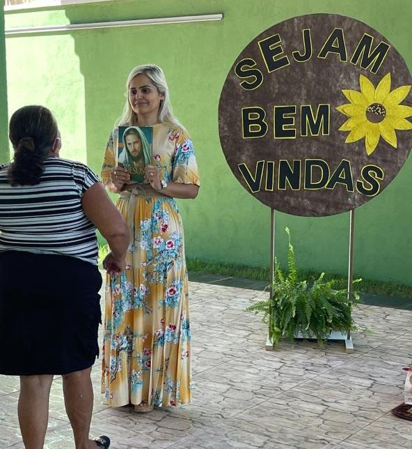 AÇÃO SOCIAL: Primeira Dama Denize Valéria trabalha resiliência com mulheres que perderam filhos e entes queridos em Darcinópolis