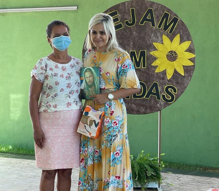 AÇÃO SOCIAL: Primeira Dama Denize Valéria trabalha resiliência com mulheres que perderam filhos e entes queridos em Darcinópolis