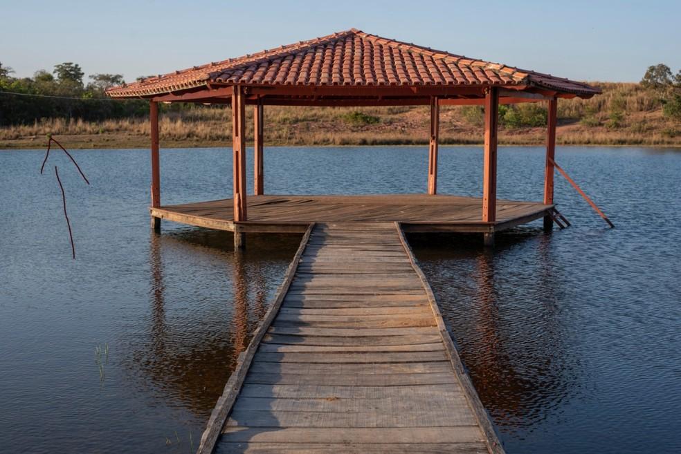 Casal estava sorrindo minutos antes de médico sofrer choque e morrer nas vésperas do casamento Casal estava sorrindo minutos antes de médico sofrer choque e morrer nas vésperas do casamento