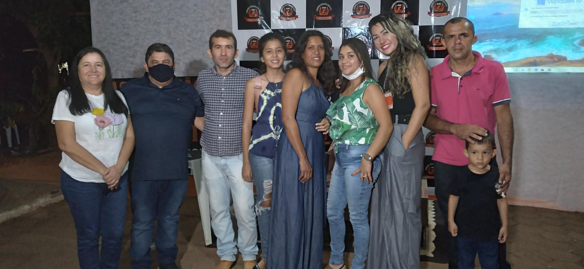 MORADORES DO POVOADO SÃO JOÃO, NO MUNICÍPIO DE ANANÁS, CRIAM ASSOCIAÇÃO COMUITÁRIA