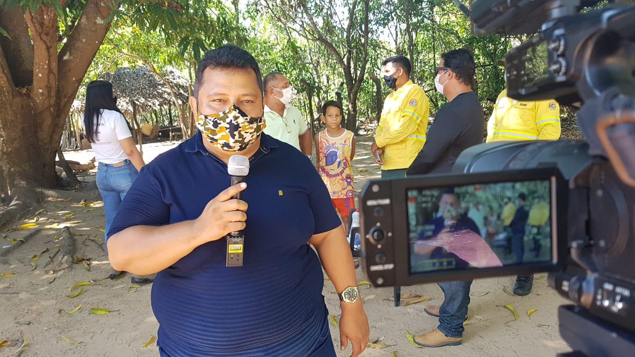 Moradores de Ananás recebem orientações sobre contenção de incêndios florestais 
