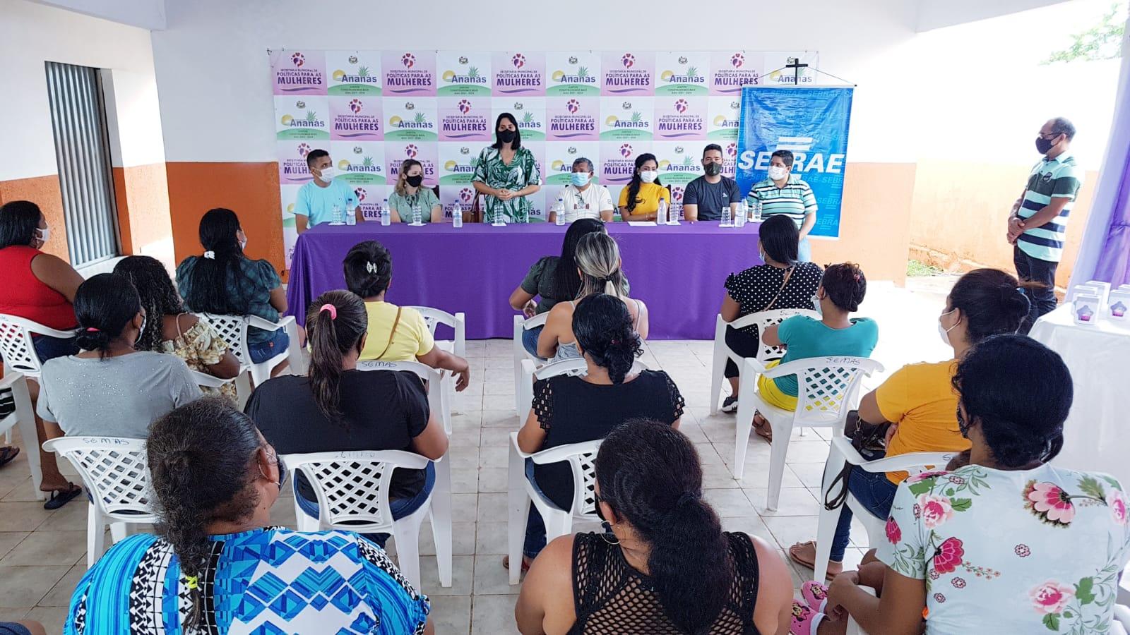 ANANÁS: Secretaria de Políticas Públicas para as Mulheres inicia mais dois novos cursos
